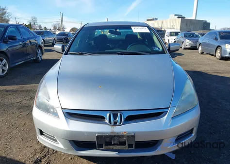 2007 Honda Accord 2.4 Ex from USA, damaged, VIN 1HGCM56727A002227